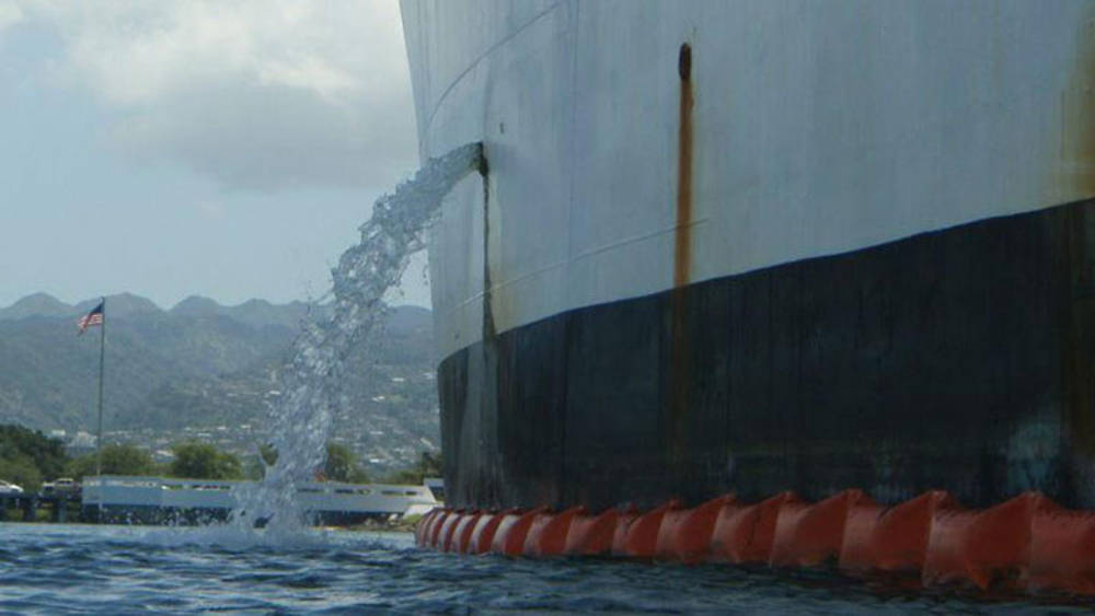 Ballast discharge couv