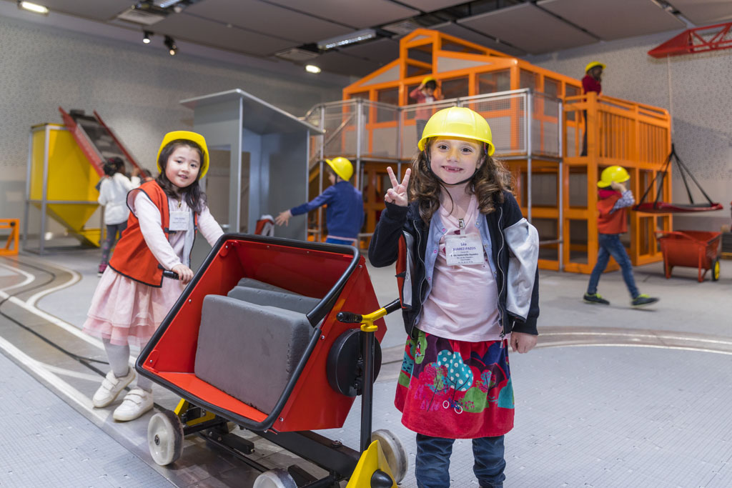 Tous ensemble - Cité des enfants 2-7 ans - La Cité des enfants - Expos  permanentes - Au programme - Cité des sciences et de l'industrie