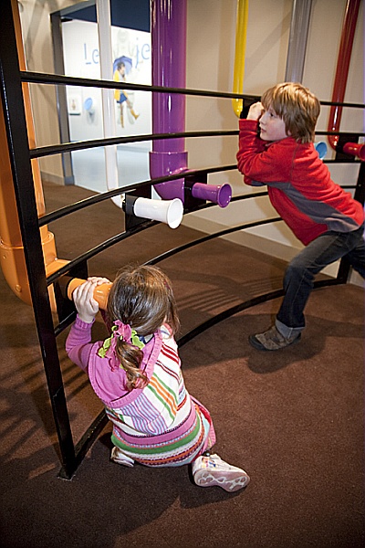 Comprendre son enfant en l'observant jouer sur le chantier - Ressources  spécial parents - La Cité des enfants - Expos permanentes - Au programme -  Cité des sciences et de l'industrie